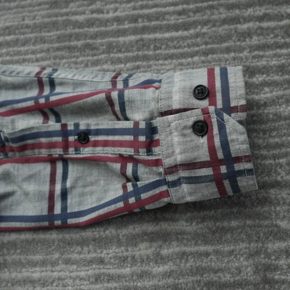 Banana Republic small stain